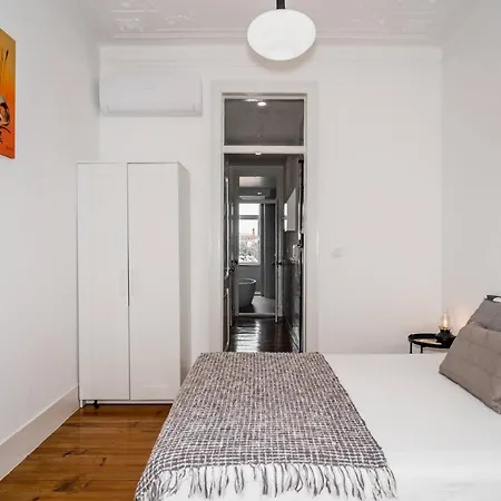 Downtown Castle And River View Apartament *