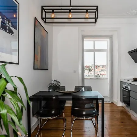 Downtown Castle And River View * Lissabon